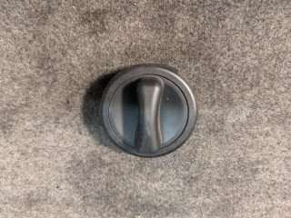 пробка топливного бака Mercedes-Benz C-Класс W203/S203/CL203 [рестайлинг] 2006, 1.8 л., M 271.946, бензин, АКПП, синий, седан, A2204700705, 2204700705