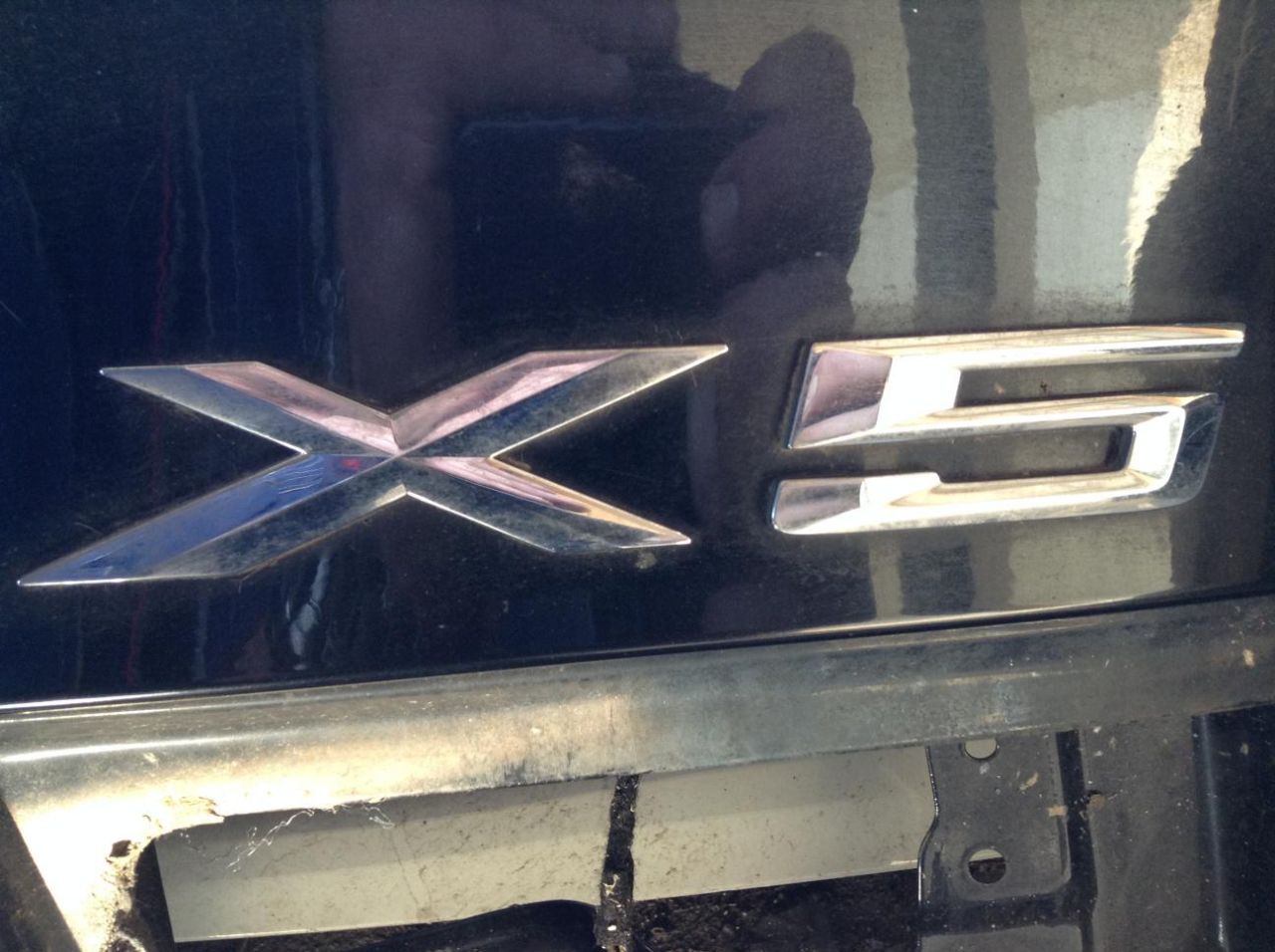 эмблема BMW X5 E70 2007, 3.0 л., дизель, АКПП, внедорожник 5 дв. - фото №1