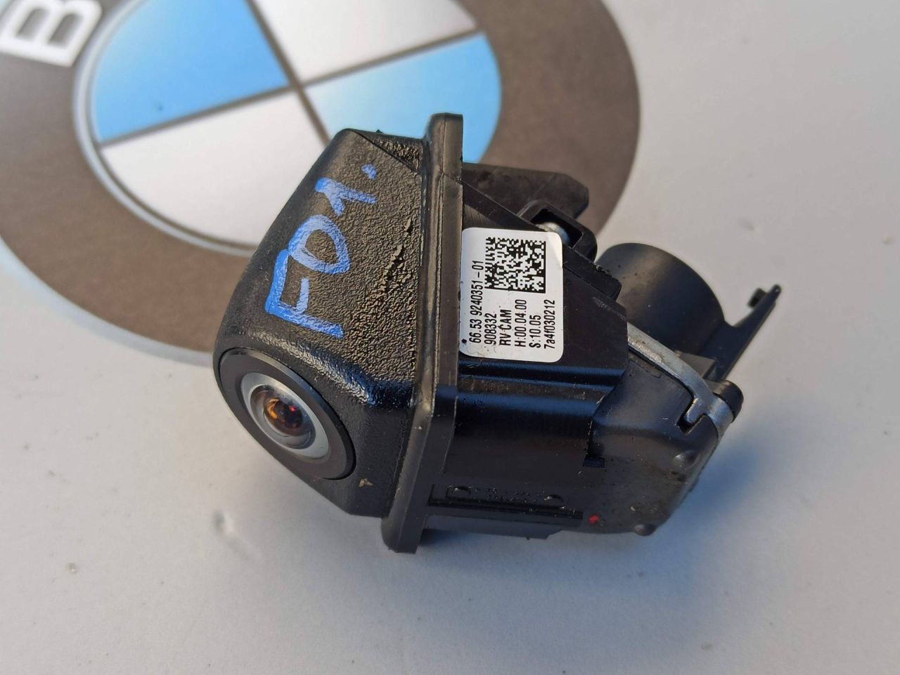камера заднего вида BMW 7 серия F01/F02 2011, 9240351 - фото №1
