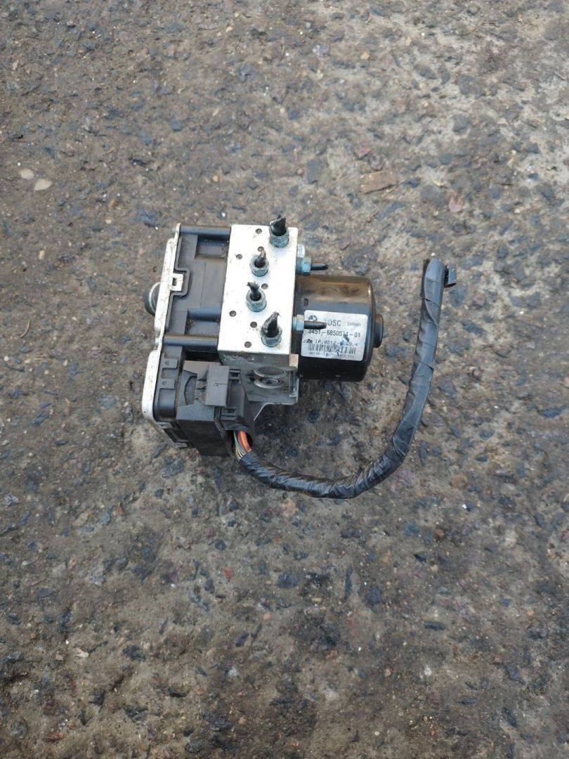 блок ABS BMW X3 F25 2011, 3.0 л., N52 B30, бензин, 34516850574, 6850574 - фото №1