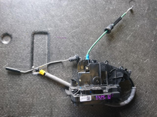 замок двери задней правой Mercedes-Benz C-Класс W205/S205/C205 2015, 2.0 л., M 274.920, бензин, АКПП, седан, правый руль