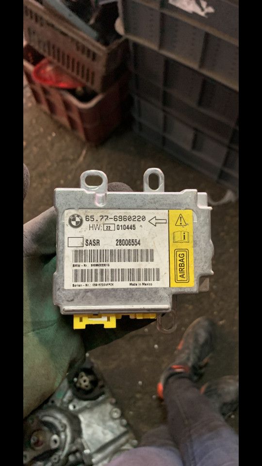 блок AirBag BMW 7 серия E65/E66/E67 2003, 65776960220 - фото №1