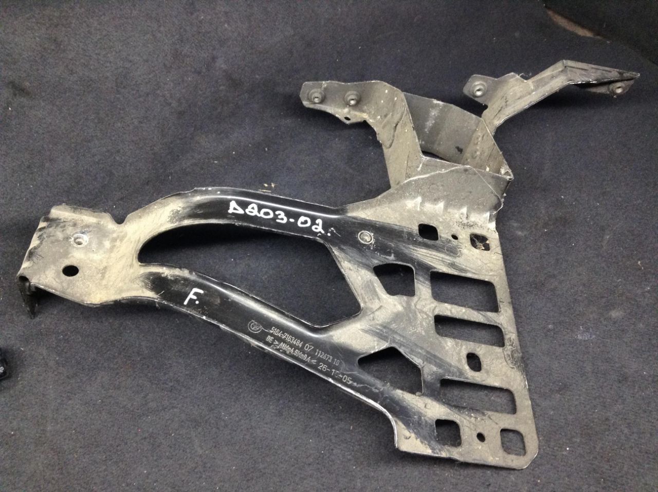 очко фары правой BMW 5 серия E60/E61 2005, 2.0 л., дизель, АКПП, седан, 7163484 - фото №1