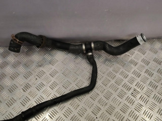 патрубок радиатора Mercedes-Benz M-Класс W164 2007, 3.0 л., OM 642.940, дизель