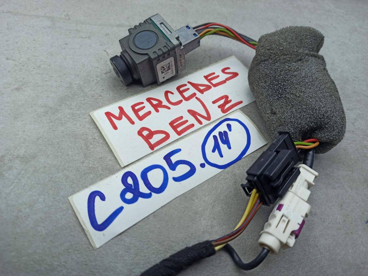 камера заднего вида Mercedes-Benz C-Класс W205/S205/C205 2014, A0009017702, A0009050903, A2049028003 - фото №1