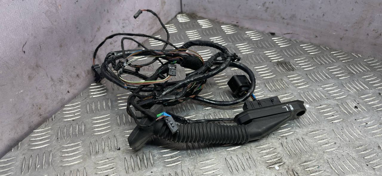 дверная проводка BMW 3 серия E90/E91/E92/E93 2007, 61136925548, 6925548 - фото №1