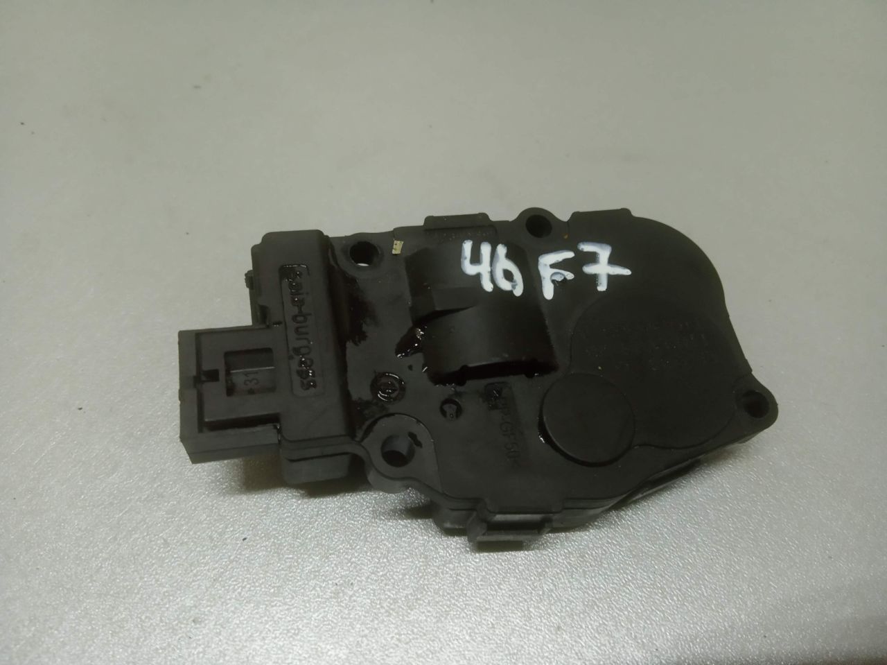 моторчик заслонки печки BMW X5 E70 2008, 4.8 л., N62 B48 B, бензин, АКПП, белый, внедорожник 5 дв. - фото №1