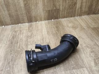 патрубок интеркулера Volkswagen Transporter T5 2006, 2.5 л., AXD, дизель, МКПП, микроавтобус, 7H0145955, 0281002401, 038906051C