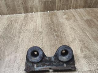 кронштейн глушителя Volkswagen Transporter T5 2005, 1.9 л., AXC, дизель, МКПП, микроавтобус, 7H0253144