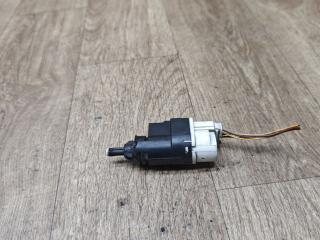 Датчик педали тормоза (лягушка) Renault Sandero 2 поколение 2015, 1.2 л., D4F 732, бензин, МКПП, хетчбэк 5 дв., 253206170R