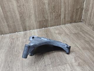 кронштейн двигателя Volkswagen Golf 6 поколение 2010, 1.6 л., CAYC, дизель, МКПП, универсал, 03L199207