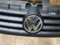 решетка радиатора Volkswagen Touran 1 поколение 2006, 1.9 л., дизель, МКПП, минивэн, 1T0853651A - фото №3