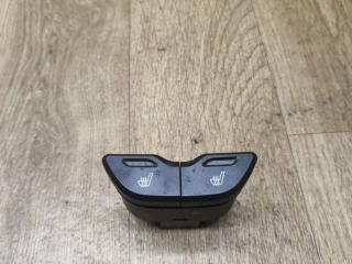 кнопка обогрева сидений Lada Vesta 1 поколение 2019, 1.6 л., бензин, МКПП, седан, 8450006926