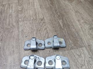 ответная часть (скоба) замка двери Opel Zafira 2 поколение (B) [рестайлинг] 2008, 1.6 л., Z 16 XE, бензин, МКПП, минивэн