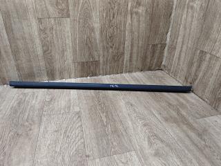 Уплотнитель стекла Lada Vesta 1 поколение 2019, 1.6 л., бензин, МКПП, седан, 8450007727