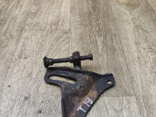 кронштейн генератора Toyota Corolla 7 поколение (E100) 1992, 1.3 л., 4E-FE, бензин, МКПП, седан