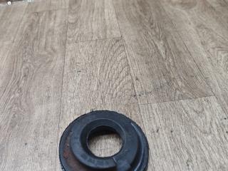 опора амортизатора верхняя (чашка) Renault Sandero 2 поколение 2015, 1.2 л., D4F 732, бензин, МКПП, хетчбэк 5 дв., 550342736R