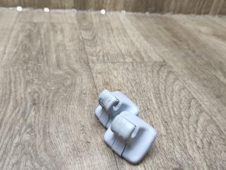 Крепление (крючок) солнцезащитного козырька Volkswagen Golf 6 поколение 2010, 1.6 л., CAYC, дизель, МКПП, универсал