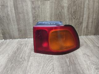 фонарь задний правый Toyota Picnic 1 поколение XM10 2000, 2.2 л., 3C-TE, дизель, МКПП, минивэн