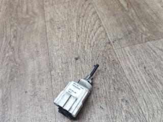 Датчик педали тормоза (лягушка) Volkswagen Transporter T5 2006, 2.5 л., AXD, дизель, МКПП, микроавтобус, 8E0927189B