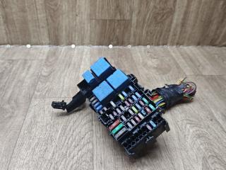 блок предохранителей Renault Logan 2 поколение [рестайлинг] 2018, 1.6 л., K7M 812, бензин, МКПП, седан