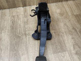 педаль сцепления Renault Logan 2 поколение [рестайлинг] 2018, 1.6 л., K7M 812, бензин, МКПП, седан, 8201298901A, 465039034R