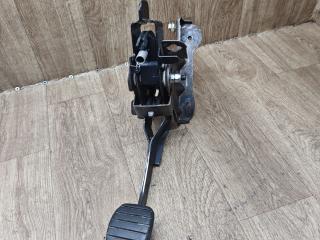 педаль сцепления Renault Sandero 2 поколение 2015, 1.2 л., D4F 732, бензин, МКПП, хетчбэк 5 дв., 465037371R