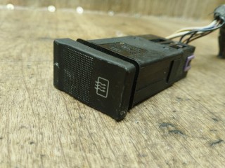 кнопка обогрева заднего стекла Audi 80 B3 1991, 1.8 л., бензин, МКПП, седан, 893942503