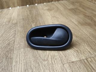 ручка внутренняя передняя правая Renault Sandero 2 поколение 2015, 1.2 л., D4F 732, бензин, МКПП, хетчбэк 5 дв.