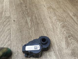 моторчик заслонки печки Lada Vesta 1 поколение 2020, 1.6 л., бензин, МКПП, универсал, 2709201D