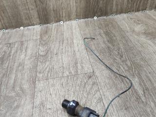 датчик детонации Renault Sandero 2 поколение 2015, 1.2 л., D4F 732, бензин, МКПП, хетчбэк 5 дв.