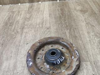 опора амортизатора верхняя (чашка) Toyota Corolla 7 поколение (E100) 1992, 1.3 л., 4E-FE, бензин, МКПП, седан