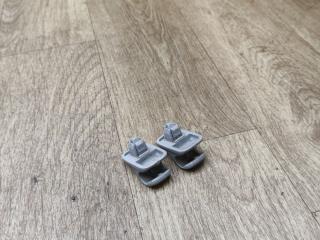 Крепление (крючок) солнцезащитного козырька Suzuki Liana 1 поколение 2002, 1.6 л., M16A, бензин, АКПП, седан