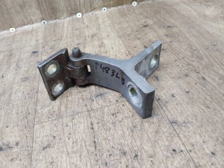 петля двери Audi 80 B3 1991, 1.8 л., бензин, МКПП, седан