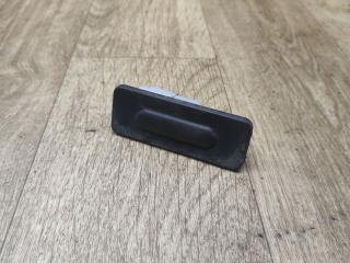 кнопка открытия багажника Lada Vesta 1 поколение 2019, 1.6 л., бензин, МКПП, седан, 905069264R