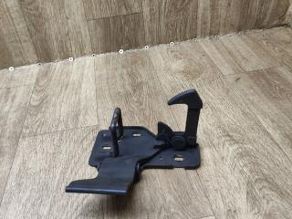 замок капота Volkswagen Transporter T5 2005, 1.9 л., AXC, дизель, МКПП, микроавтобус, 7H0823480A