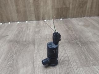 насос (моторчик) омывателя стекла Lada Vesta 1 поколение 2019, 1.6 л., бензин, МКПП, седан, 8450008573