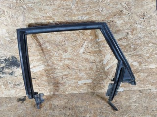 рамка двери Audi 80 B3 1991, 1.8 л., бензин, МКПП, седан