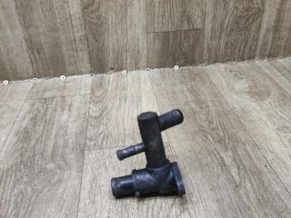 фланец (тройник) системы охлаждения Hyundai Terracan 1 поколение 2004, 2.9 л., дизель, АКПП, внедорожник 5 дв.