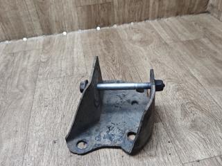 Кронштейн балки Renault Sandero 2 поколение 2015, 1.2 л., D4F 732, бензин, МКПП, хетчбэк 5 дв.