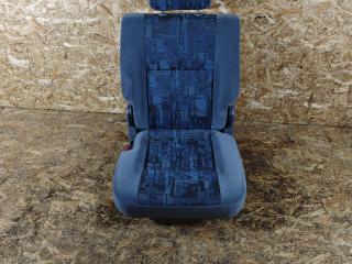 Сиденье третий ряд Toyota Picnic 1 поколение XM10 2000, 2.2 л., 3C-TE, дизель, МКПП, минивэн