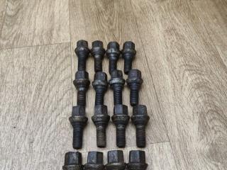 болт колесный Lada Vesta 1 поколение 2019, 1.6 л., бензин, МКПП, седан