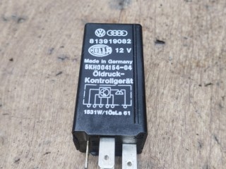 реле (прочие) Audi 80 B3 1991, 1.8 л., бензин, МКПП, седан, 813919082