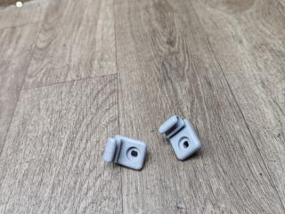 Крепление (крючок) солнцезащитного козырька Lada Vesta 1 поколение 2021, 1.6 л., бензин, МКПП, универсал, 8450008061