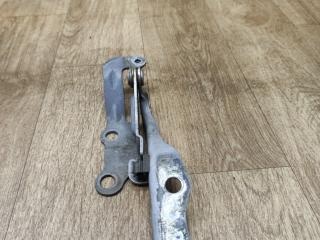 петля капота правая Toyota Picnic 1 поколение XM10 2000, 2.2 л., 3C-T, дизель, МКПП, минивэн