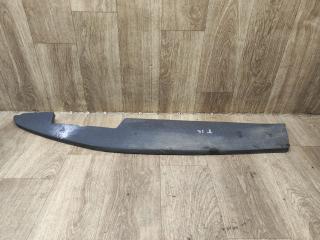 пыльник переднего крыла Renault Sandero 2 поколение 2015, 1.2 л., D4F 732, бензин, МКПП, хетчбэк 5 дв.