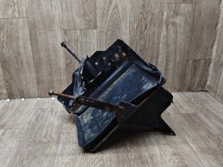 полка аккумулятора Lada Vesta 1 поколение 2019, 1.6 л., бензин, МКПП, седан