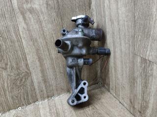 корпус термостата Hyundai Terracan 1 поколение 2004, 2.9 л., дизель, АКПП, внедорожник 5 дв.