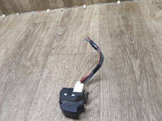 кнопка стеклоподъемника двери задней правой Toyota Picnic 1 поколение XM10 2000, 2.2 л., 3C-TE, дизель, МКПП, минивэн