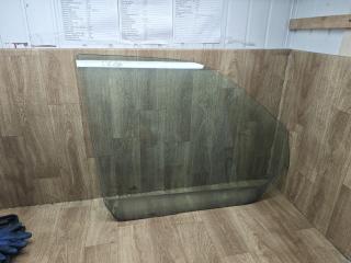 стекло двери передней правой Volkswagen Transporter T5 2005, 1.9 л., AXC, дизель, МКПП, микроавтобус